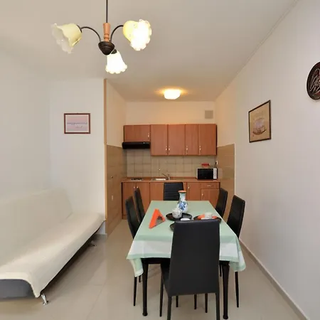 Magnolia Apartment