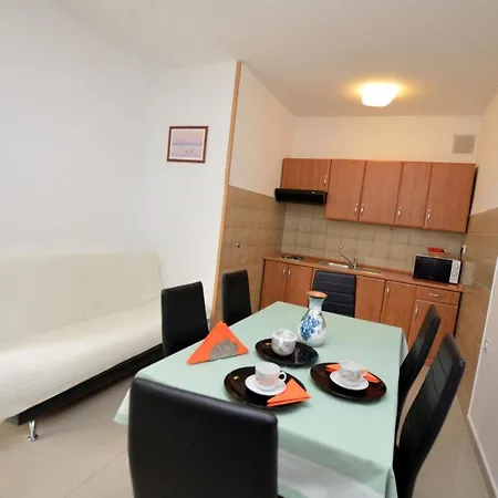 Magnolia Apartment